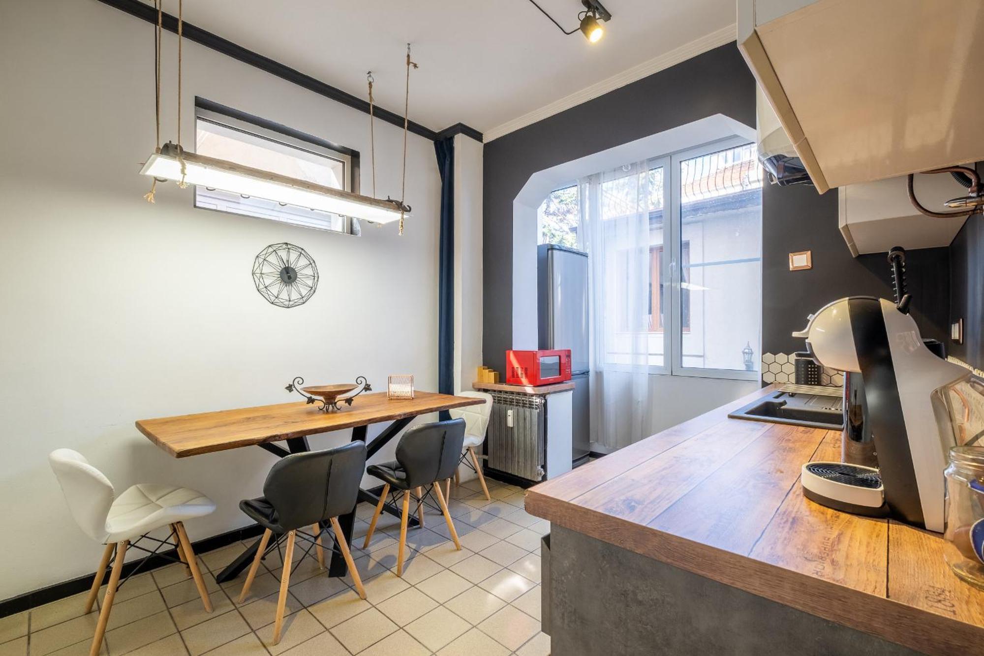 Modern , Spacious 2Br Apartment In Top Center Sofia Exteriör bild