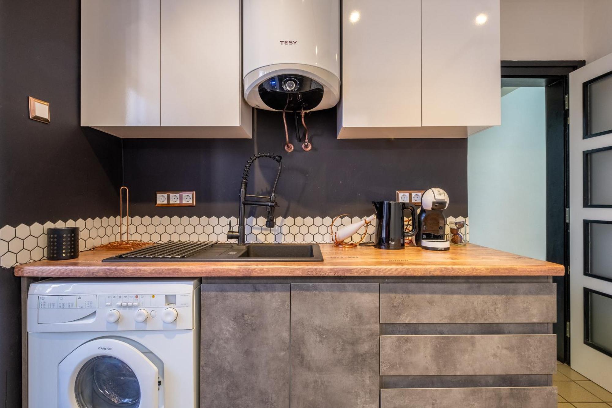 Modern , Spacious 2Br Apartment In Top Center Sofia Exteriör bild
