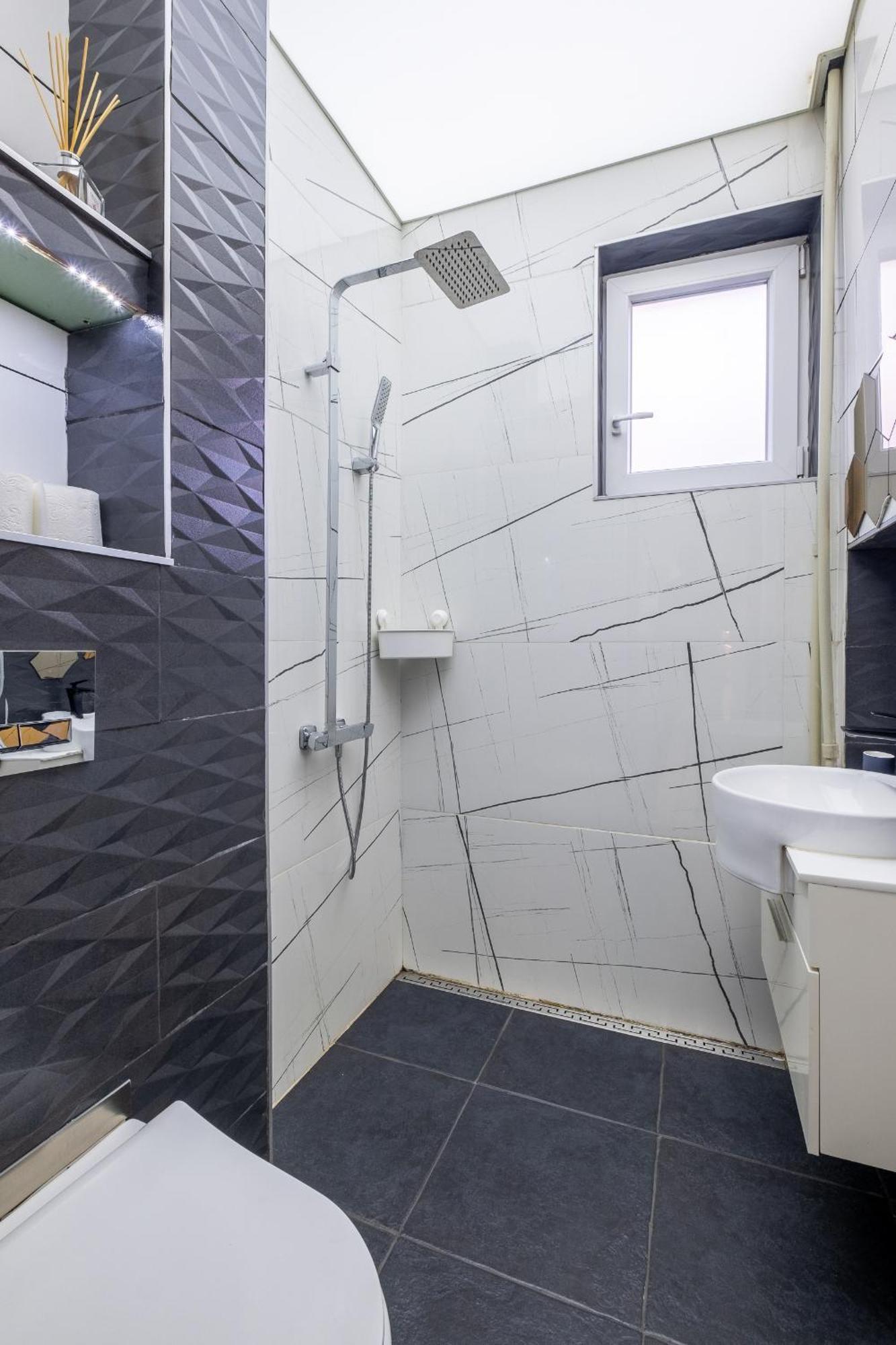 Modern , Spacious 2Br Apartment In Top Center Sofia Exteriör bild